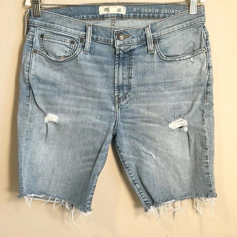 Madewell Denim 9” Women’s Distressed Shorts 31